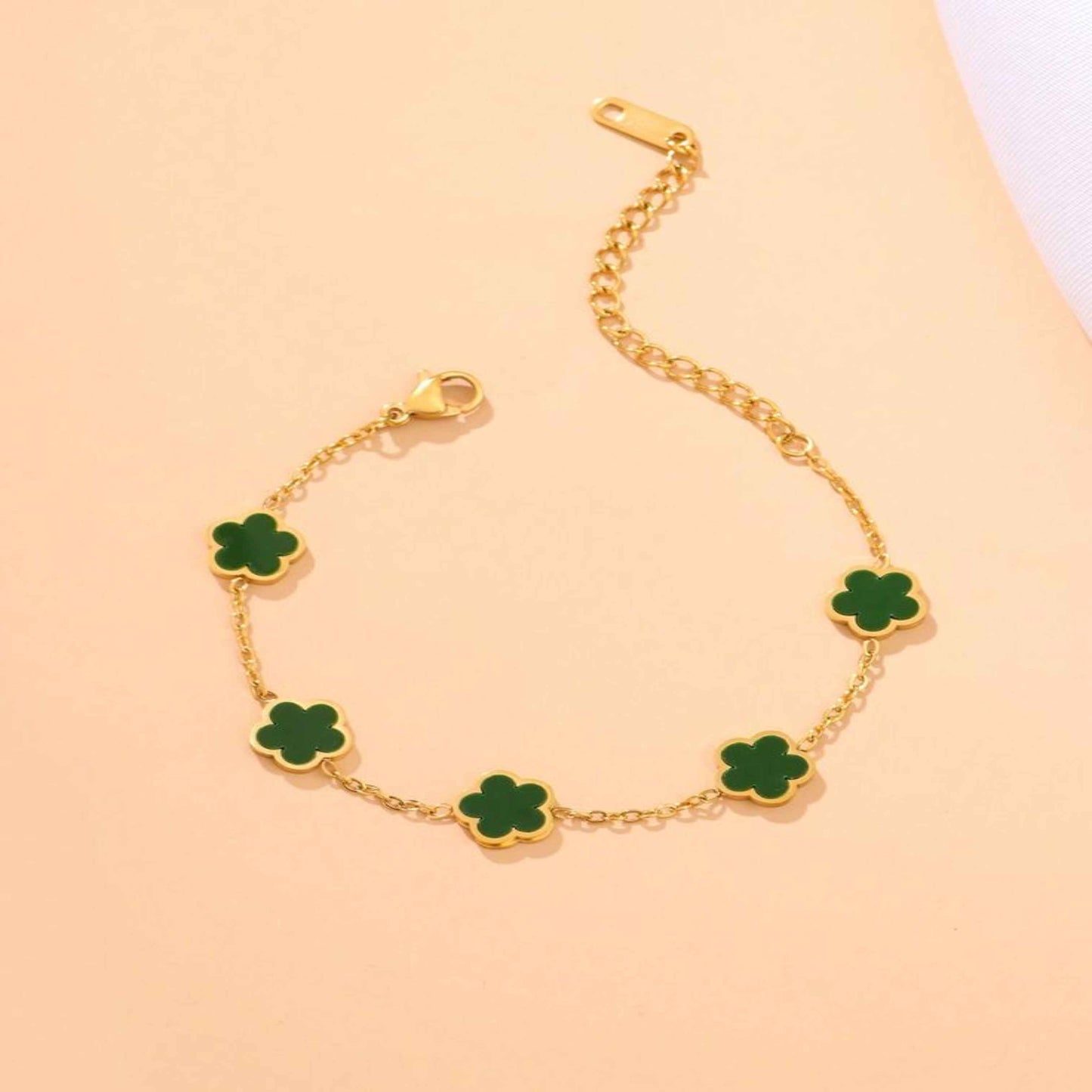 Clover Bracelet - Thecharmingcharms09