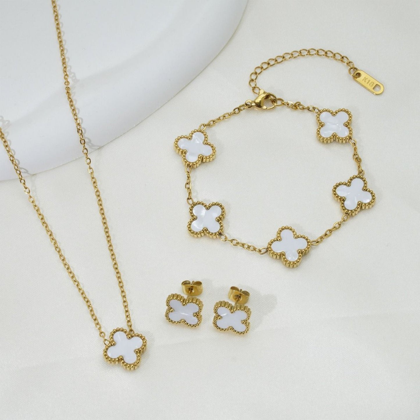 Clover Set (White)- Thecharmingcharms09