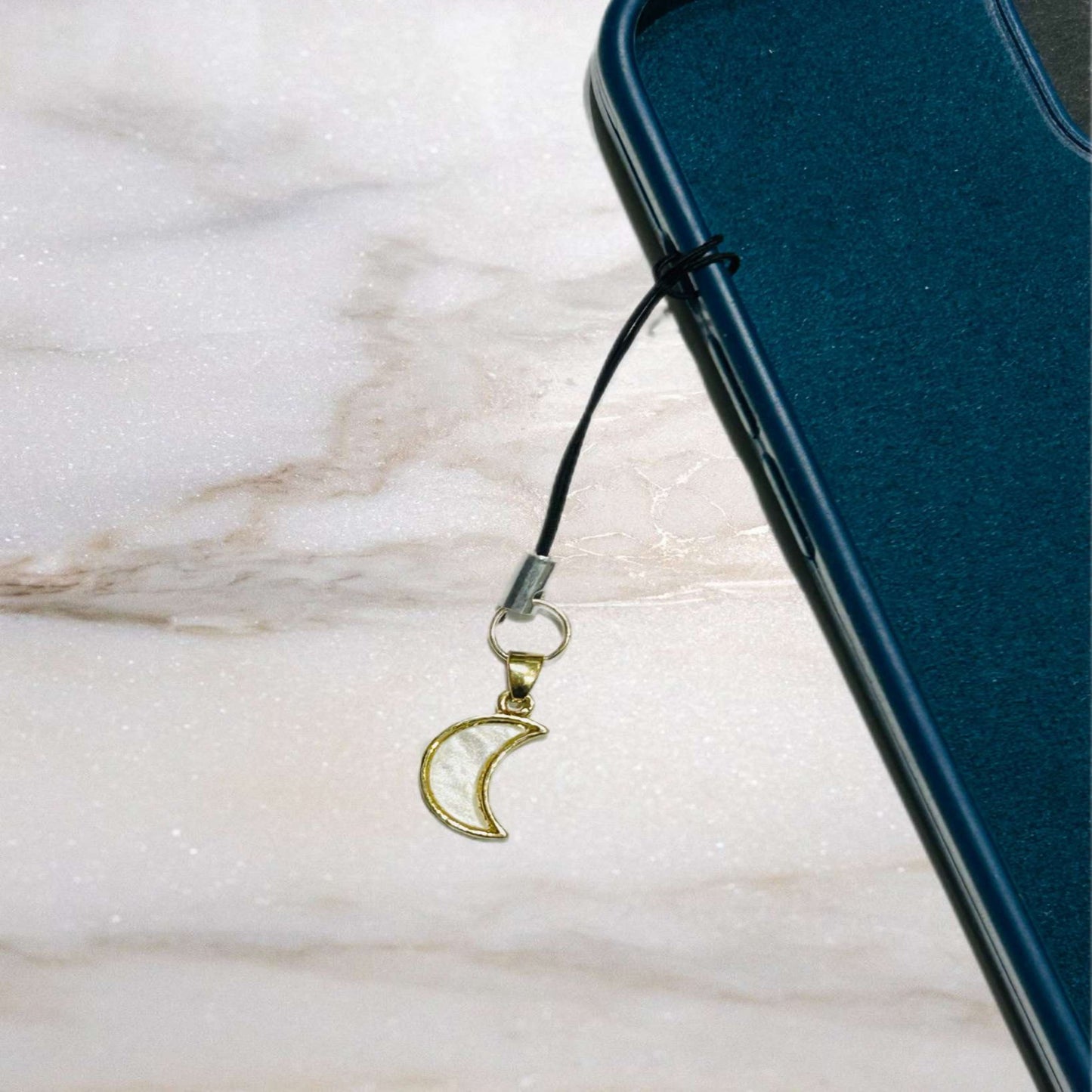 Moon phone charm - Thecharmingcharms09