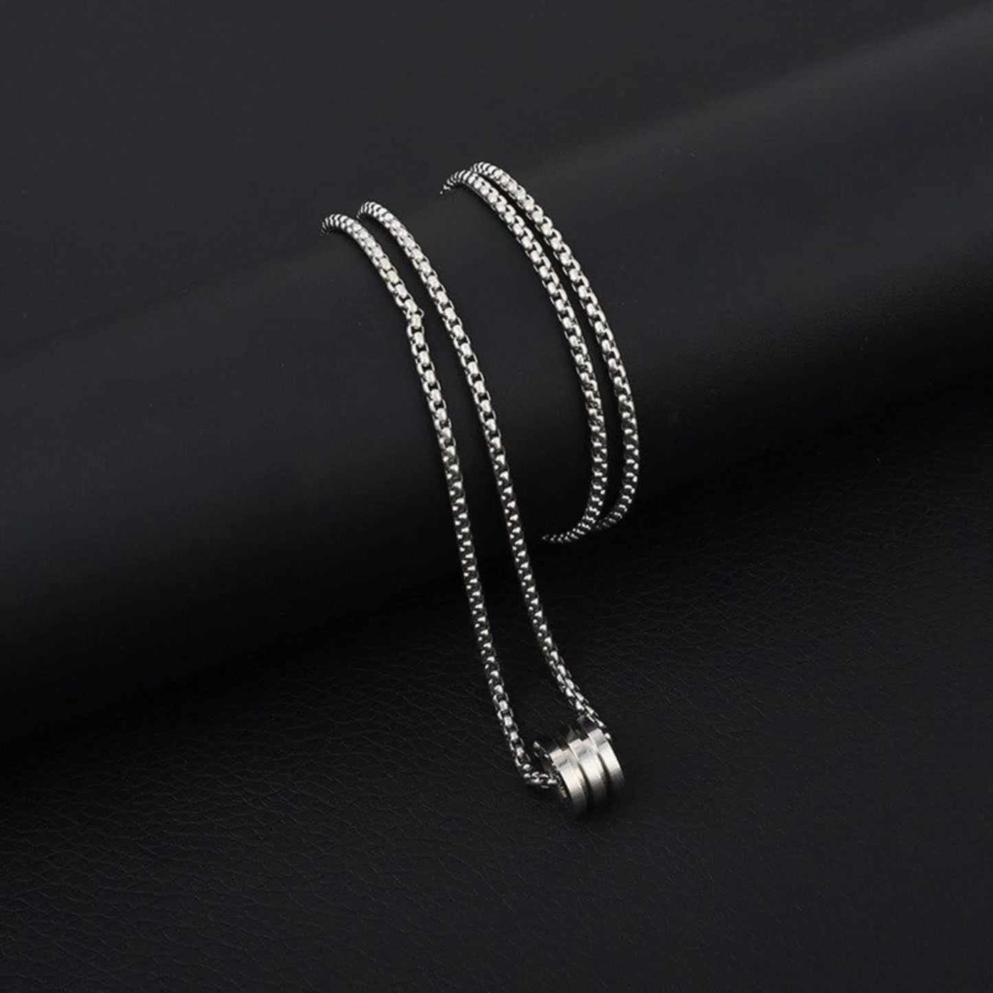 Tripled ring chain 01 - Thecharmingcharms09