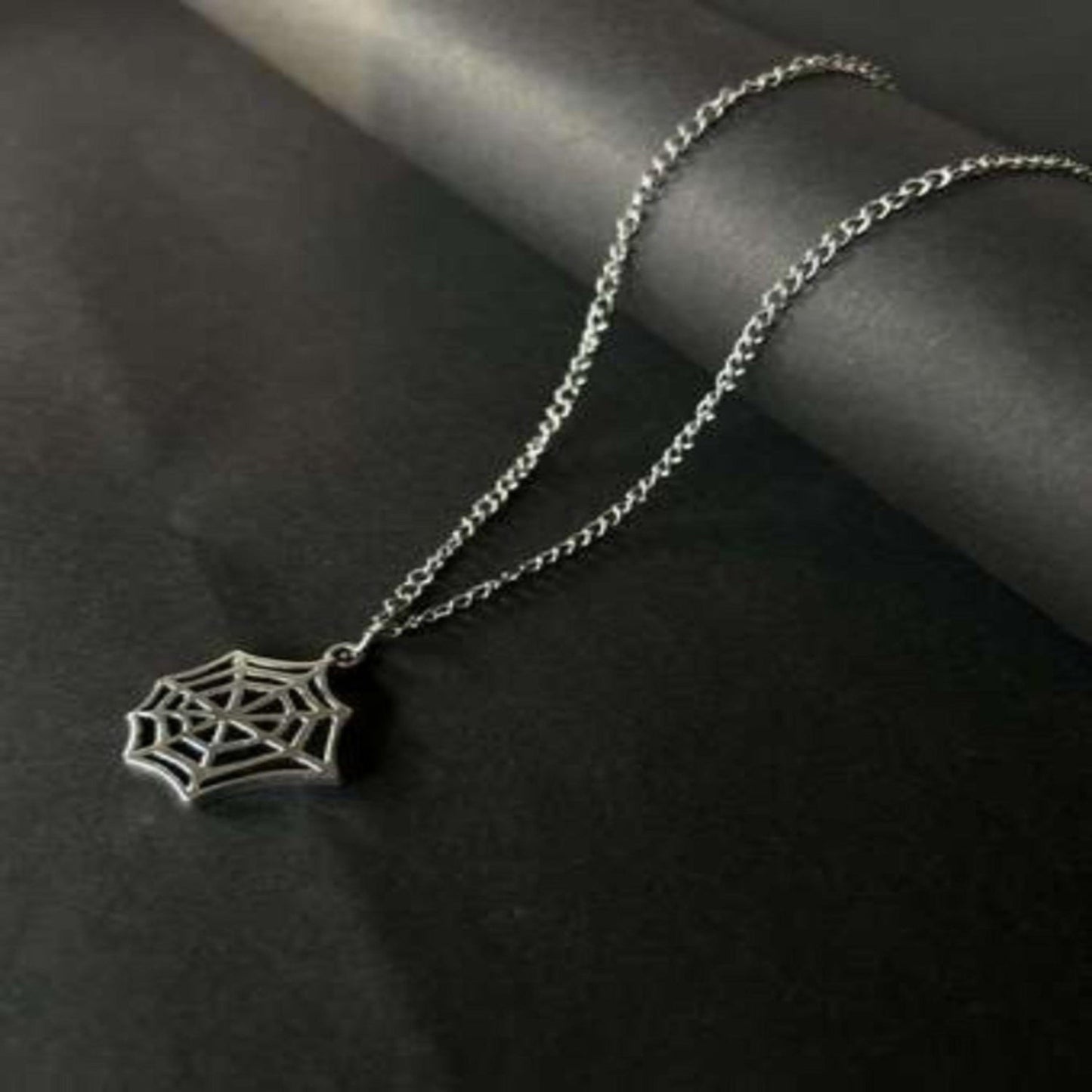 Spidey Web chain- Thecharmingcharms09