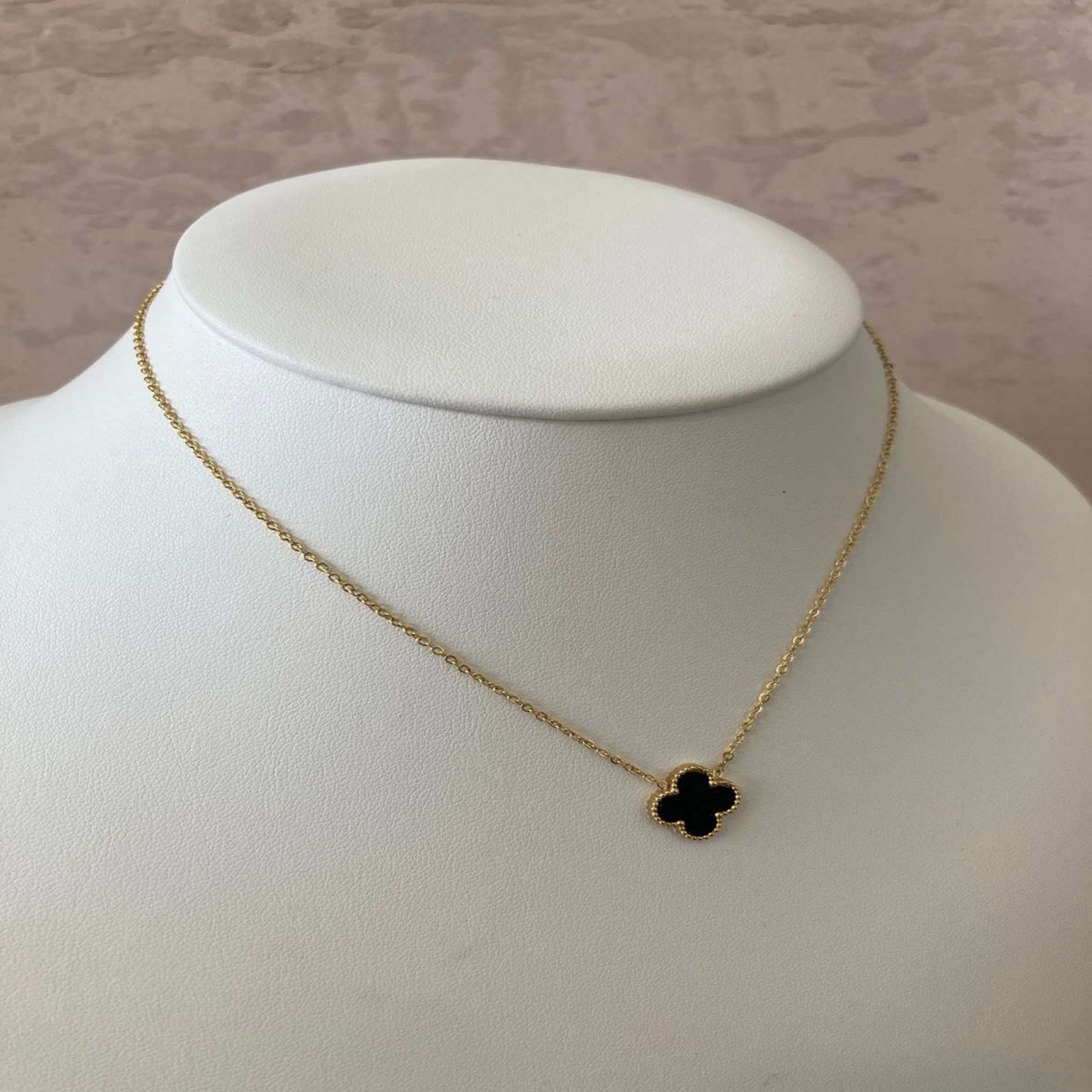 Clover Chain (Black) - Thecharmingcharms09