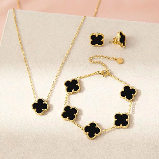 Clover Set (Black)- Thecharmingcharms09