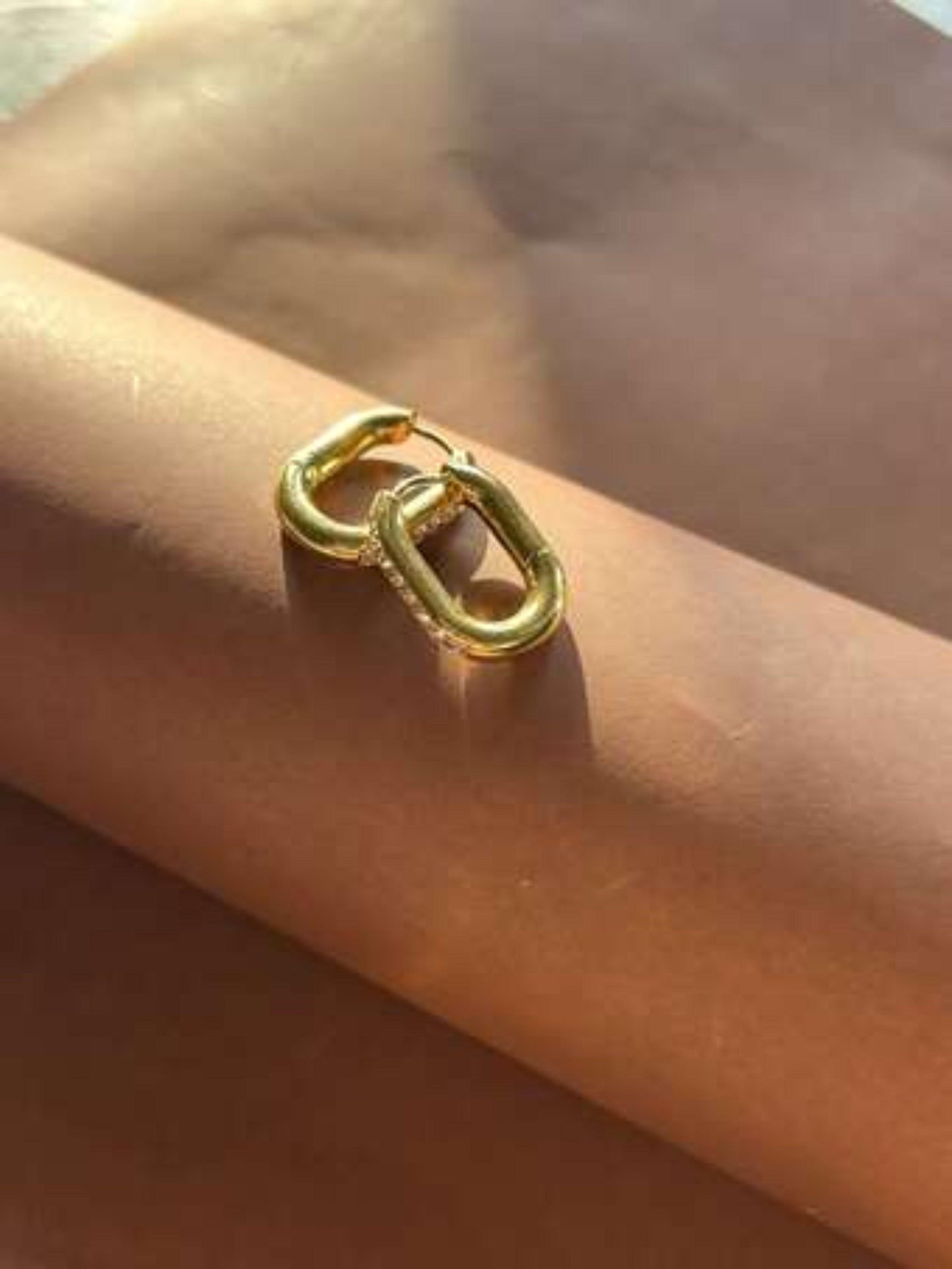 Oval Minimal Hoops - Thecharmingcharms09