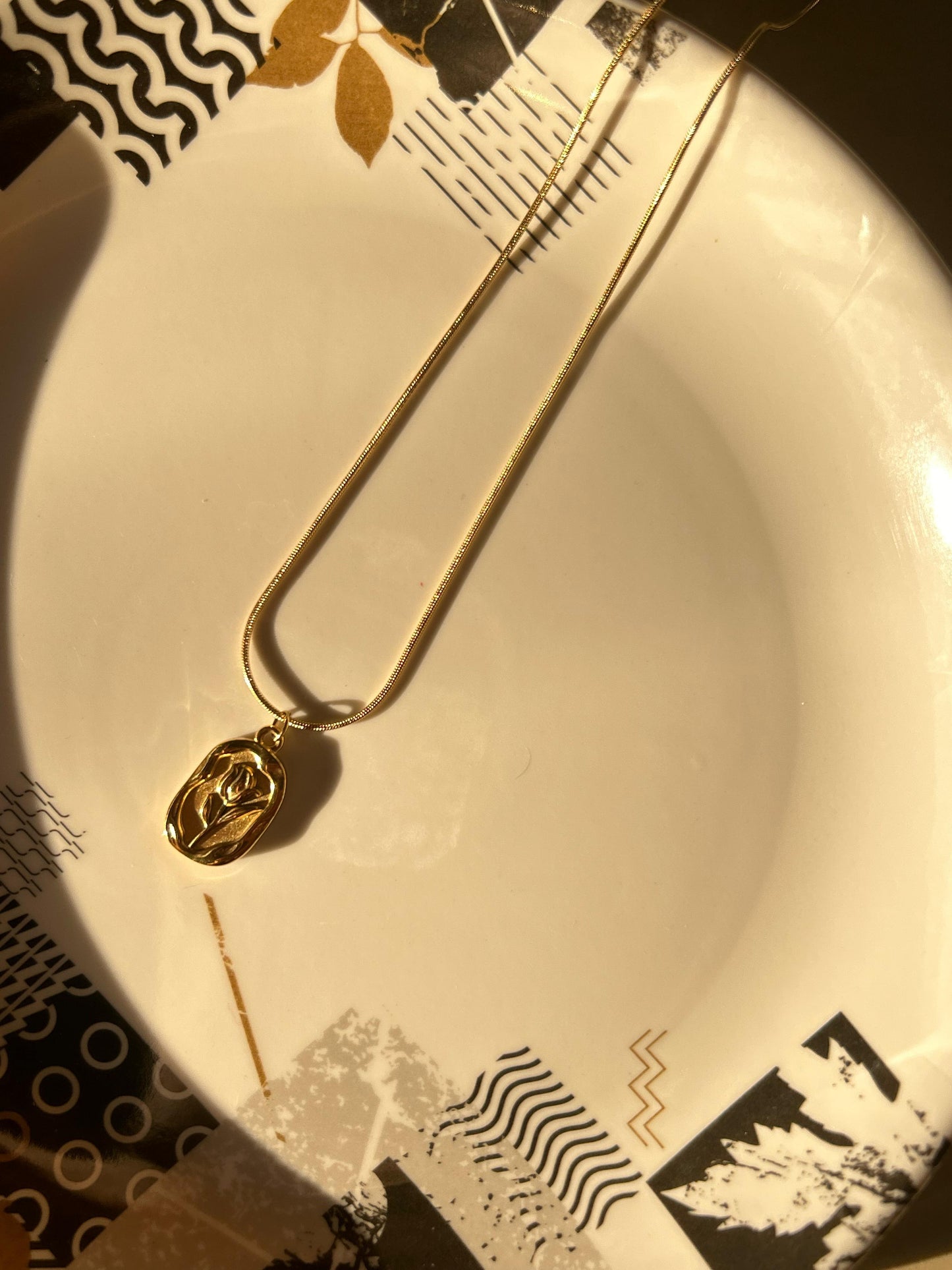 Rose Pendant Gold Chain - Thecharmingcharms09
