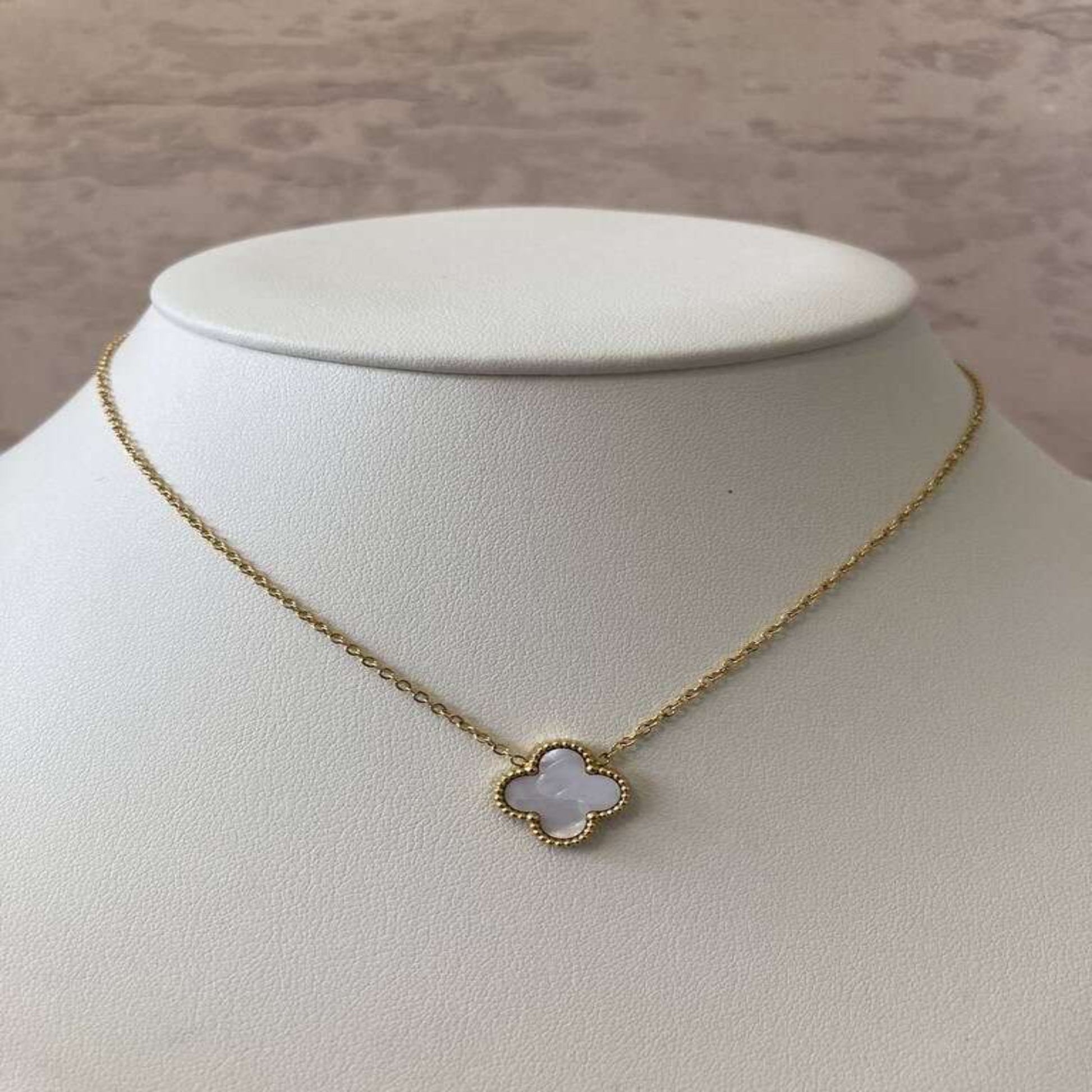 Clover Chain  (White) - Thecharmingcharms09