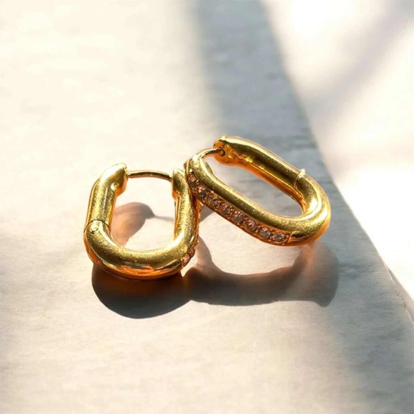 Oval Minimal Hoops - Thecharmingcharms09