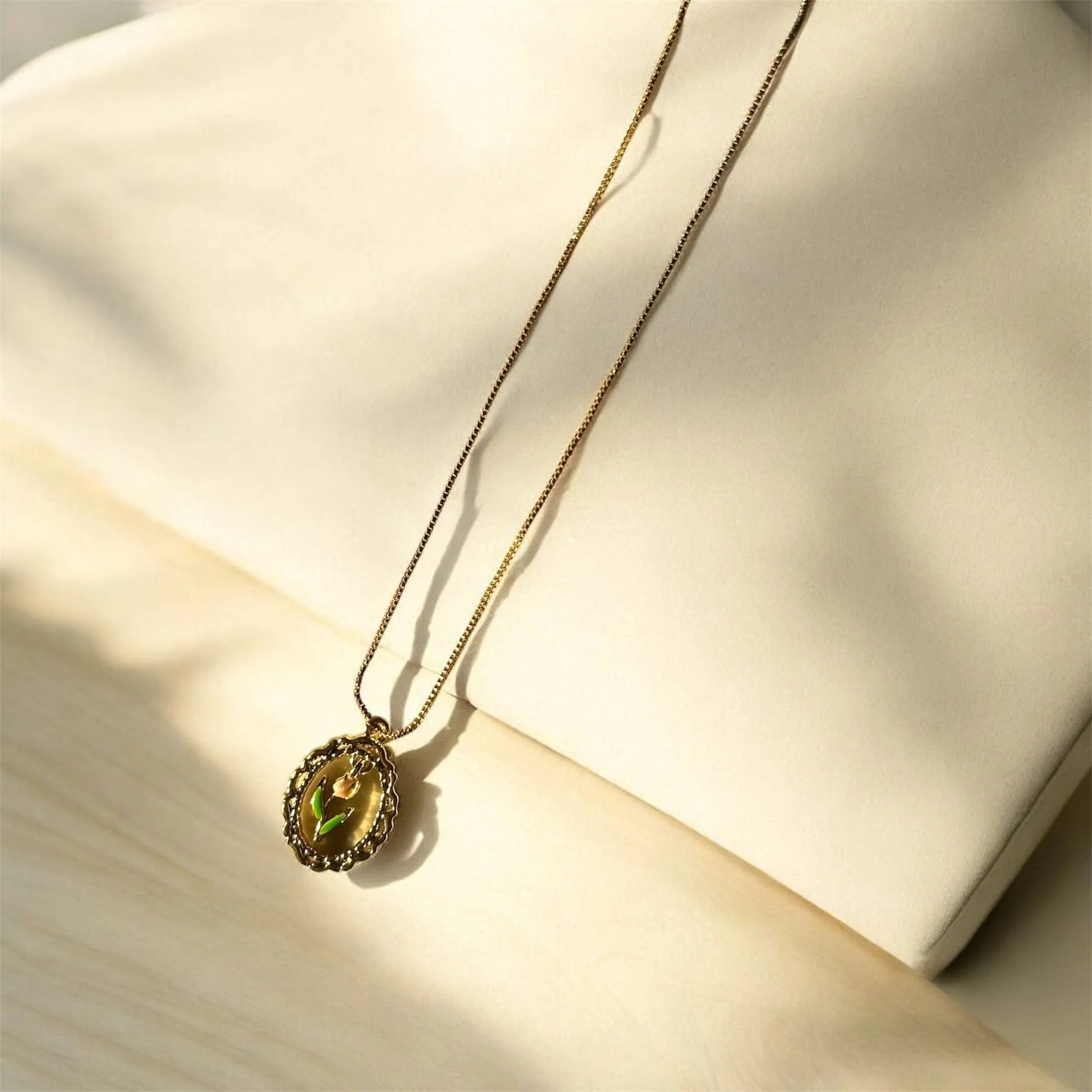 Silver Coquette Chain - Thecharmingcharms09