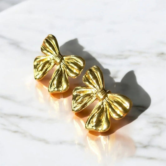 Bow Earring - Thecharmingcharms09